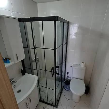 Hotel Renos Lounge 3*